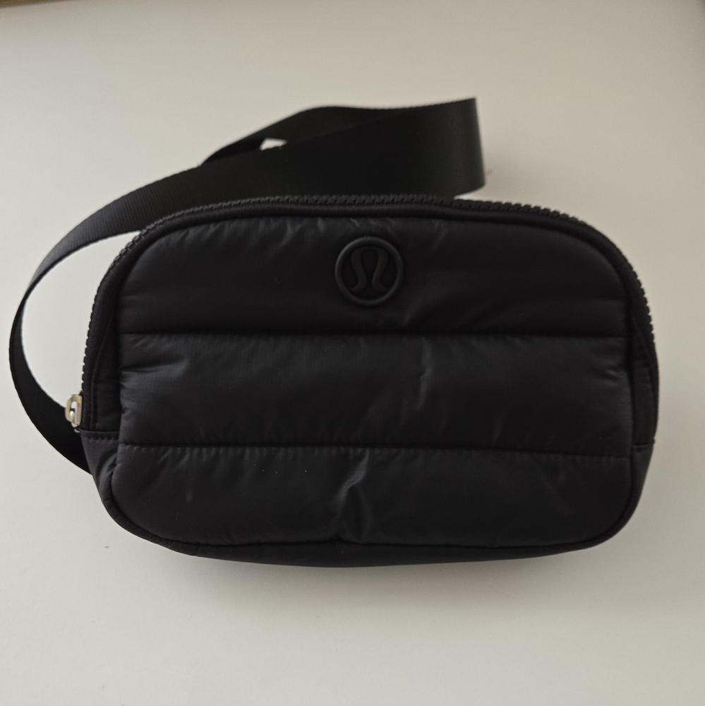 Lululemon belt bag